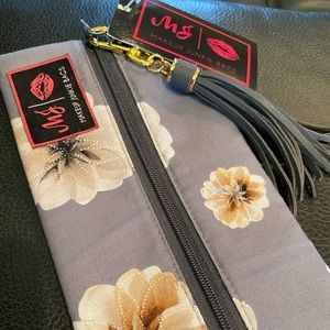 Mini Makeup Junkie Bag *New*